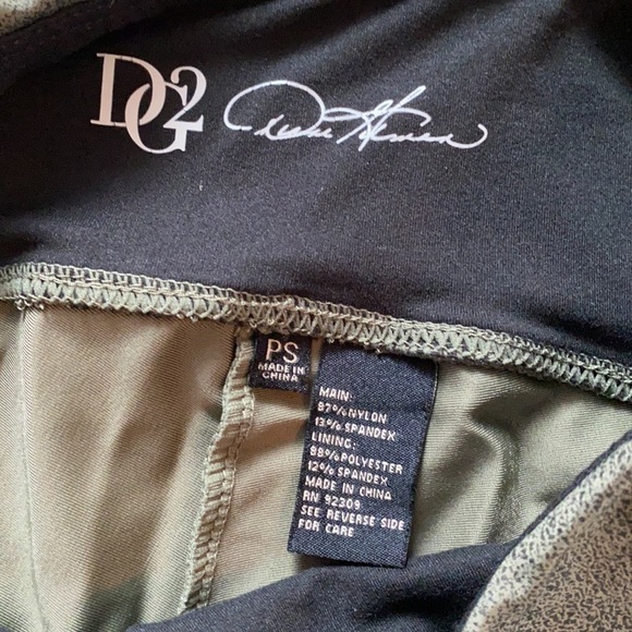 DG2 Diane Gilman leggings/athletic pants. Size PS - Picture 3 of 5